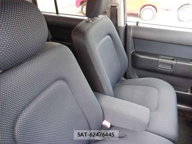 Toyota BB 2005-11 7057545-18