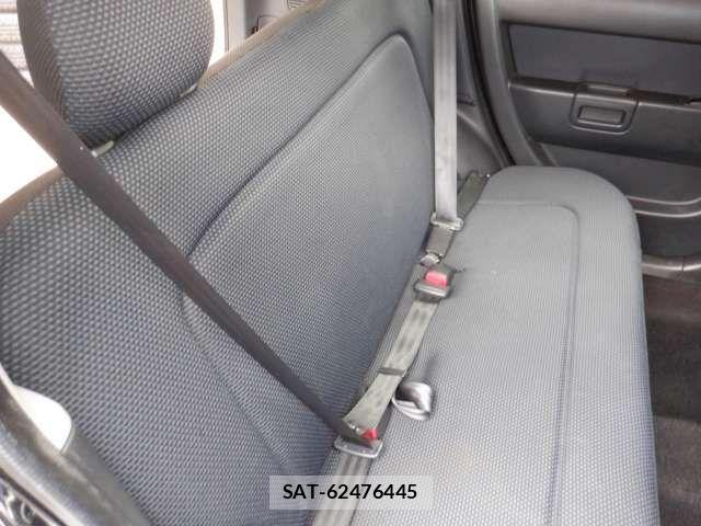 Toyota BB 2005-11 7057545-19