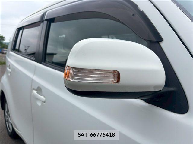Toyota BB 2010-07 7508172-9