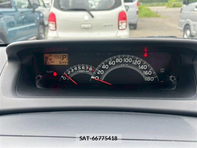Toyota BB 2010-07 7508172-18