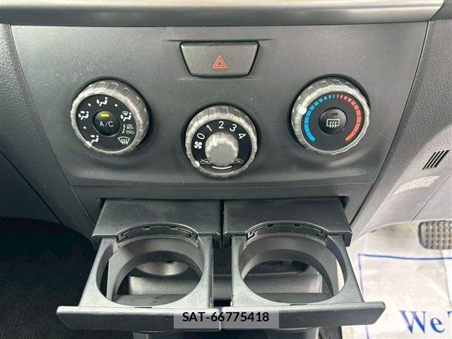 Toyota BB 2010-07 7508172-22