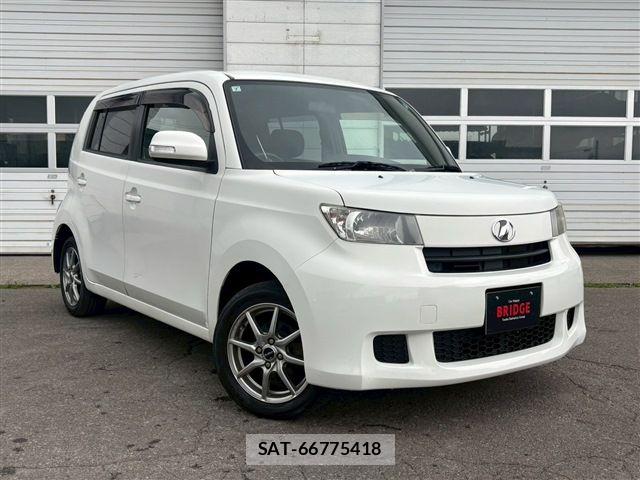 Toyota BB 2010-07 7508172-2