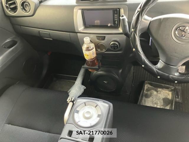 Toyota BB 2007-10 7721156-18