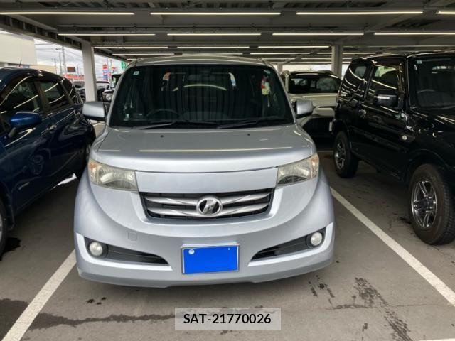 Toyota BB 2007-10 7721156-1