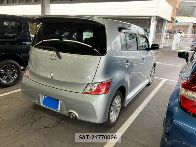 Toyota BB 2007-10 7721156-3