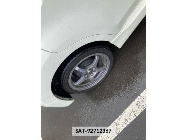 Toyota BB 2009-12 7721157-18