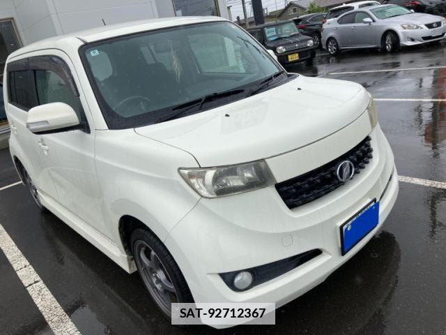 Toyota BB 2009-12 7721157-1
