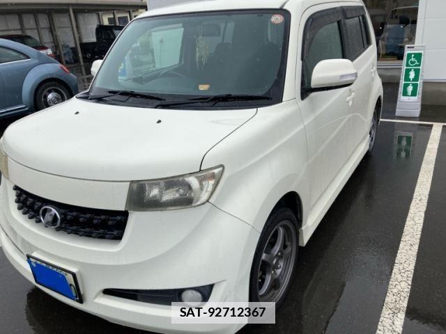 Toyota BB 2009-12 7721157-2