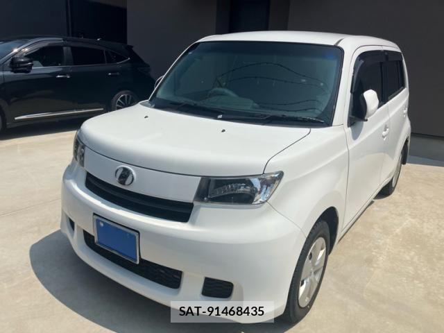 Toyota BB 2013-01 8129118-0