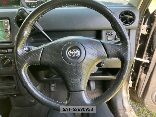 Toyota BB 2003-12 8353951-19