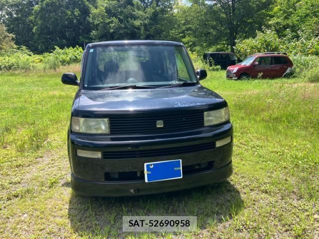 Toyota BB 2003-12 8353951-2