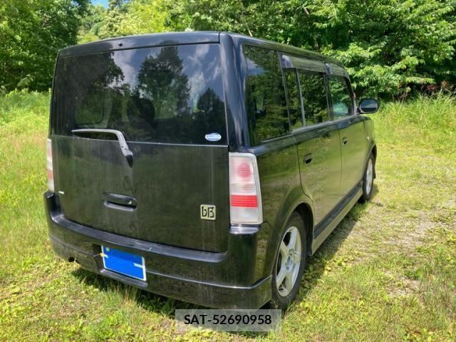 Toyota BB 2003-12 8353951-5