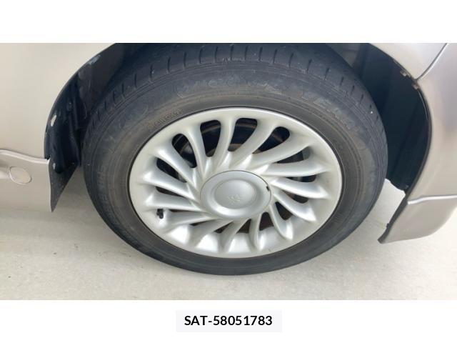 Toyota BB 2005-08 8523688-15