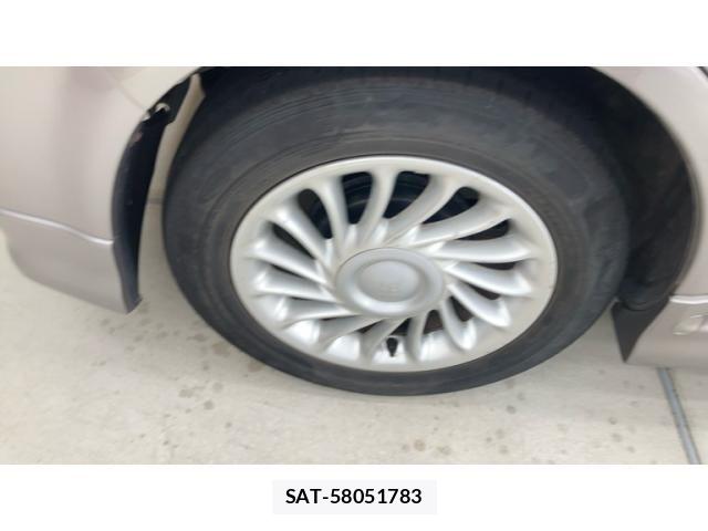 Toyota BB 2005-08 8523688-16