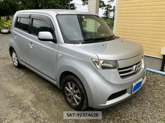 Toyota BB 2006-09 8625920-2