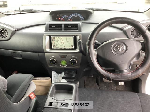 Toyota BB 2009-02 8658134-16