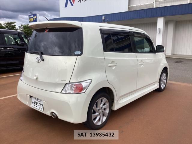 Toyota BB 2009-02 8658134-4