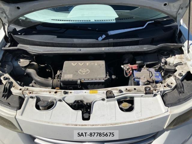 Toyota BB 2006-05 8848317-10