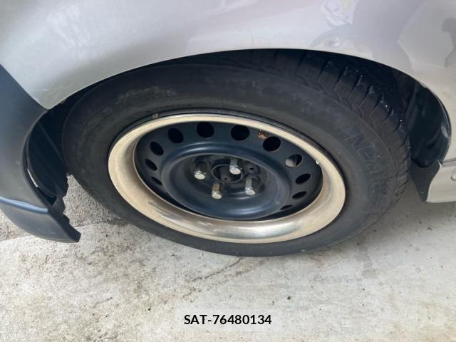 Toyota BB 2001-08 8827957-7