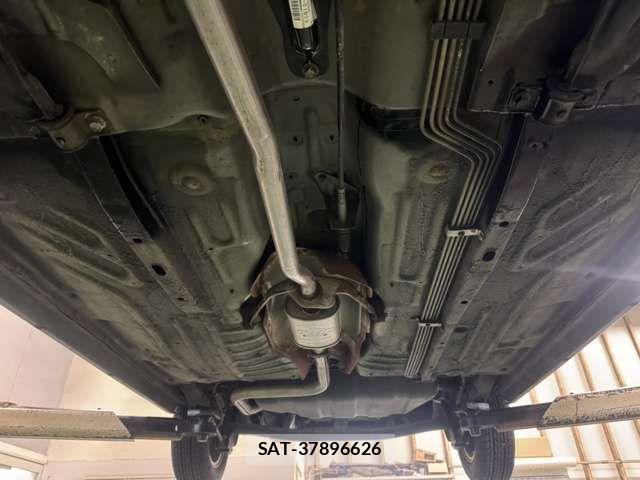 Nissan BE-1 1988-02 2076883-12