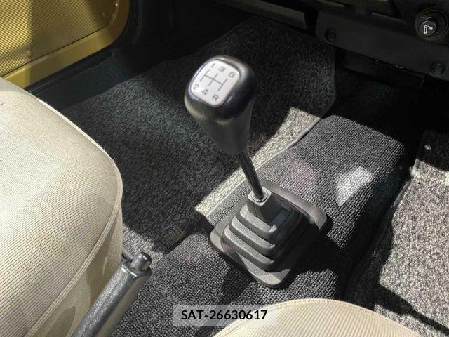 Nissan BE-1 1987-08 3660600-29