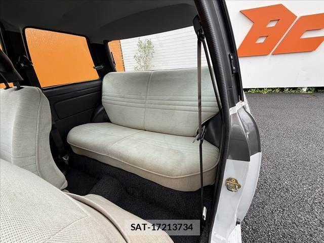 Nissan BE-1 1988-04 7782823-17