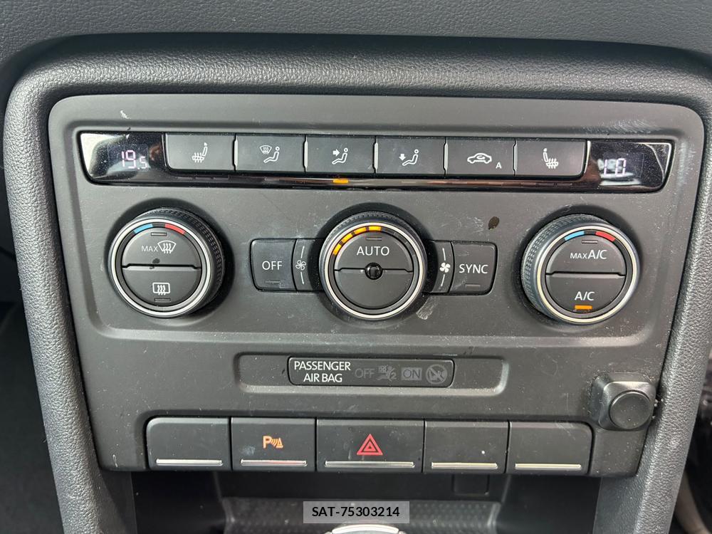 VolksWagen BEETLE 2015 7266925-17