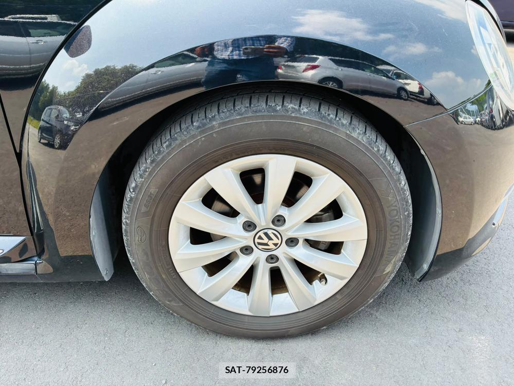 VolksWagen BEETLE 2013 7703075-24