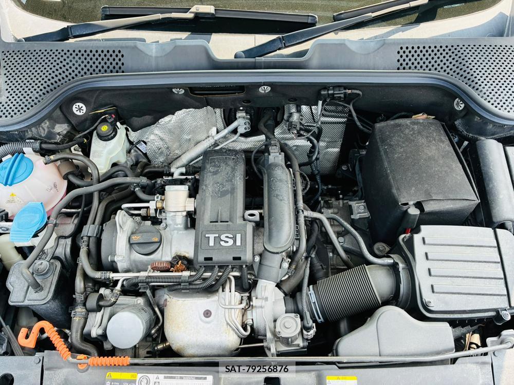 VolksWagen BEETLE 2013 7703075-34