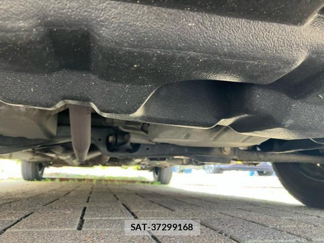 Toyota BELTA 2009-09 6989716-8