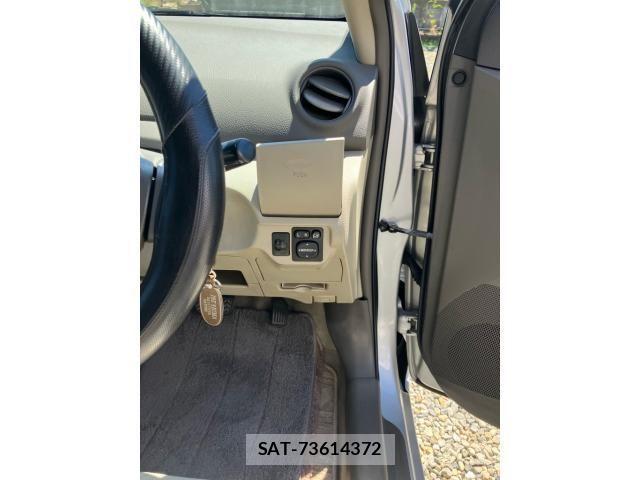 Toyota BELTA 2008-10 7215155-17