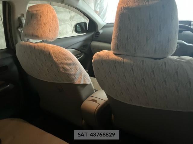 Toyota BELTA 2011-11 7615147-11
