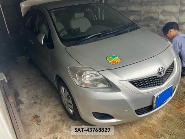Toyota BELTA 2011-11 7615147-1
