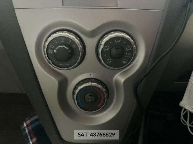 Toyota BELTA 2011-11 7615147-20