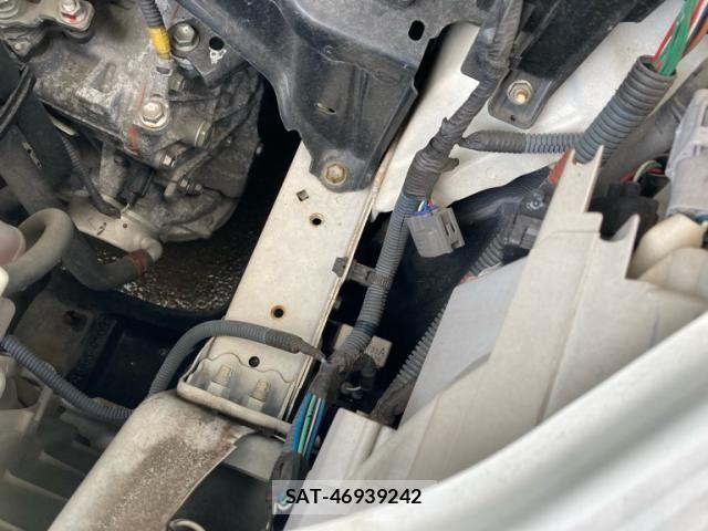 Toyota BELTA 2009-09 8034519-16