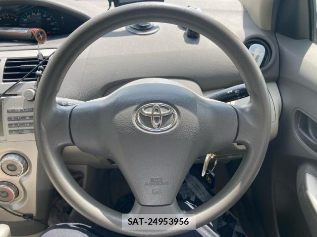 Toyota BELTA 2011-01 8228988-16