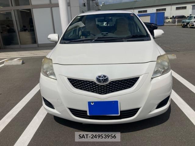 Toyota BELTA 2011-01 8228988-2