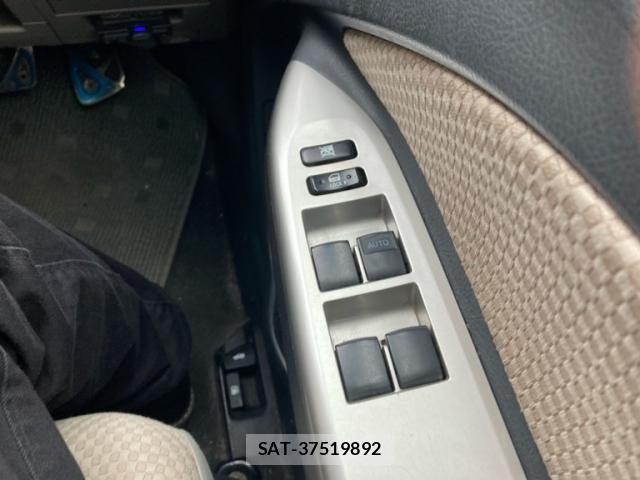Toyota BELTA 2007-04 8523689-20