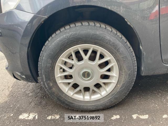Toyota BELTA 2007-04 8523689-4