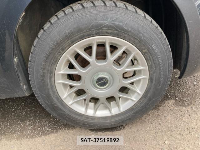 Toyota BELTA 2007-04 8523689-7