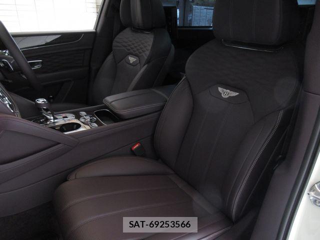 Bentley BENTAYGA 2023-06 7325824-18