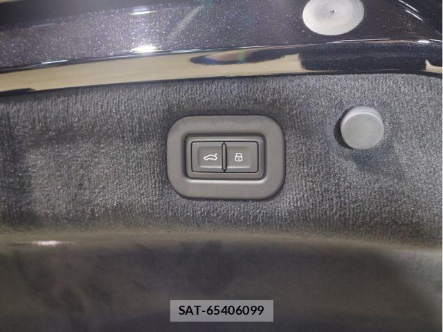 Bentley Bentley 2025-03 1038656-23