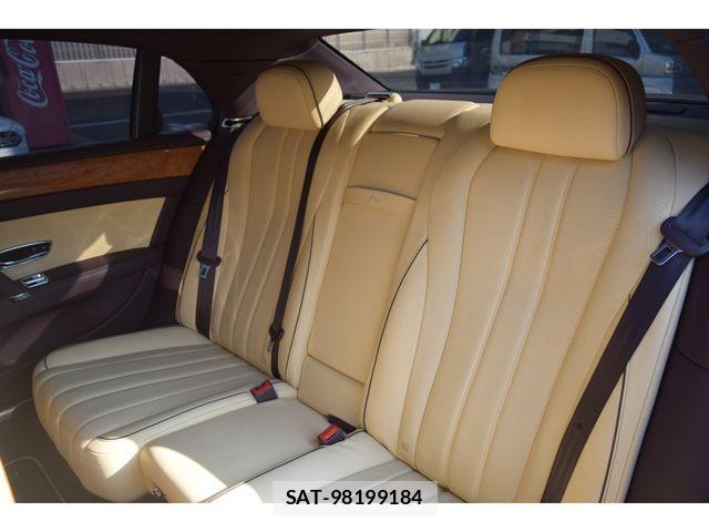 Bentley Bentley 2016-04 2660331-14