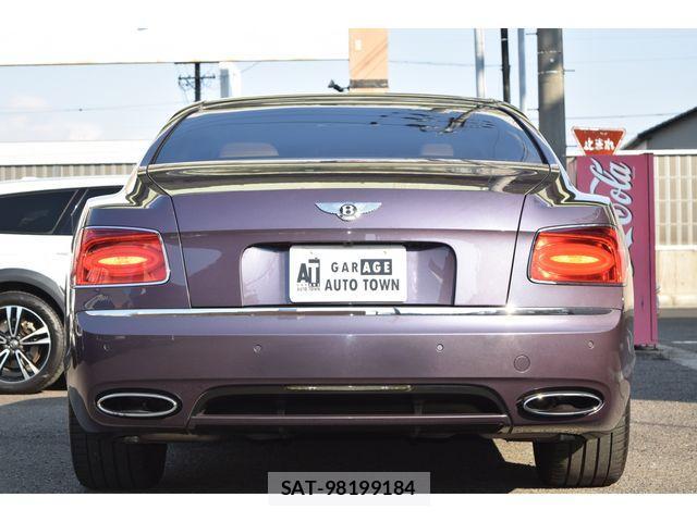 Bentley Bentley 2016-04 2660331-4