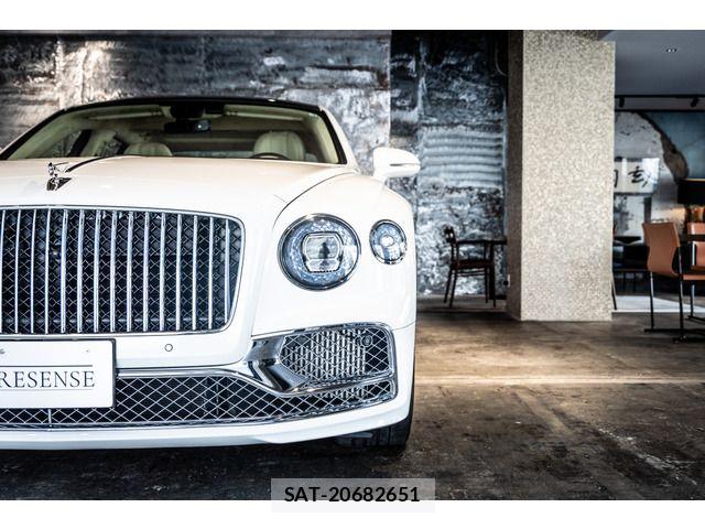 Bentley Bentley 2023-03 6007221-11