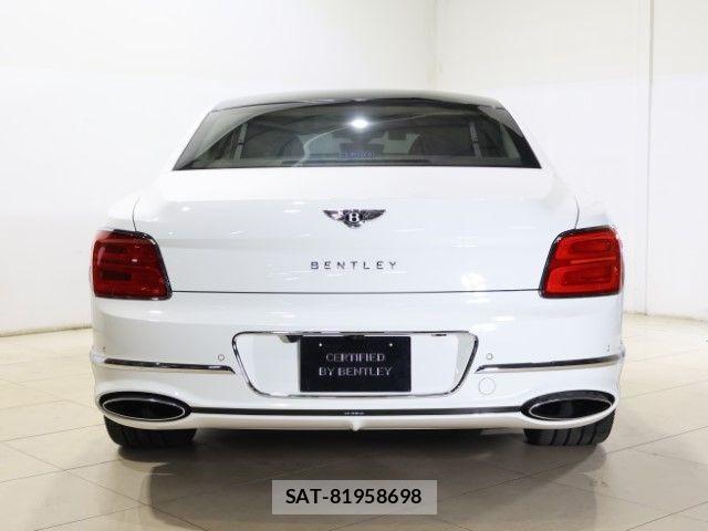 Bentley Bentley 2022-10 6610686-13