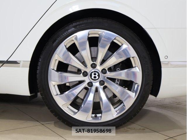 Bentley Bentley 2022-10 6610686-15
