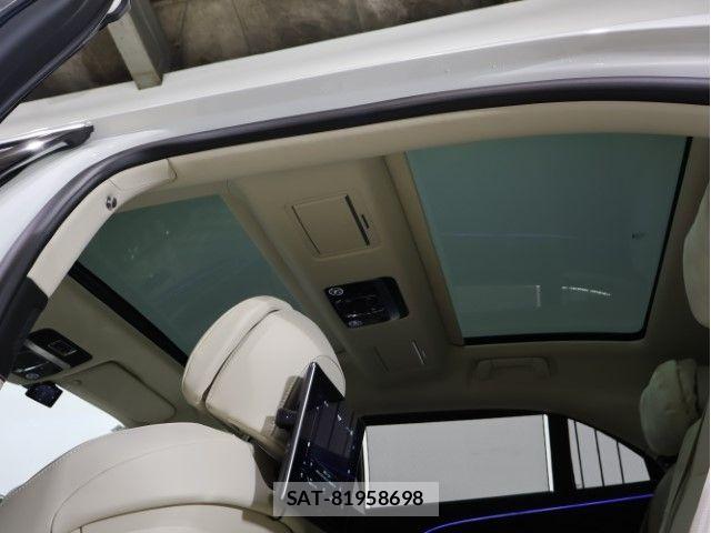 Bentley Bentley 2022-10 6610686-6