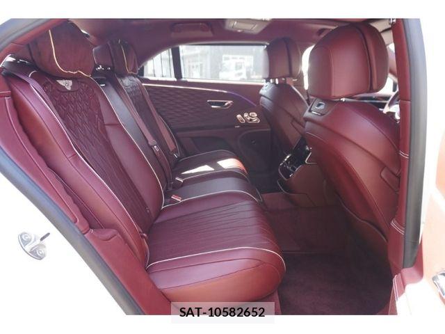 Bentley Bentley 2021-07 7249879-18