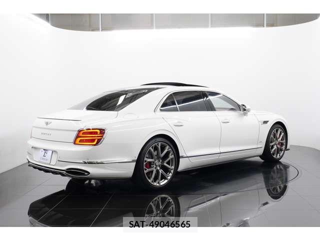 Bentley Bentley 2023-11 7782827-2